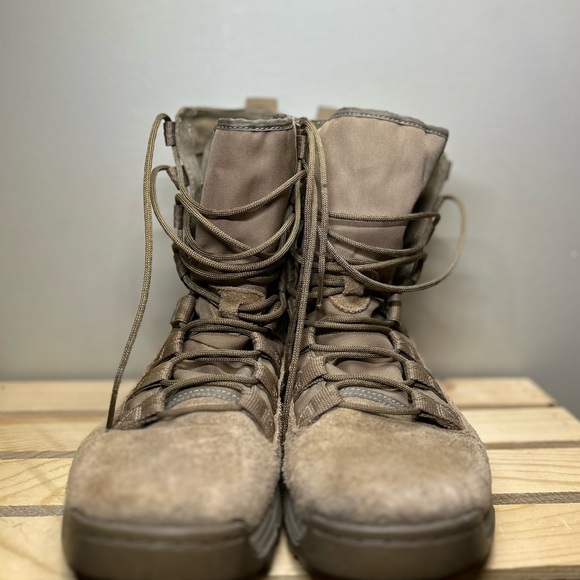 Nike SFB Gen 2 8" Leather
Tactical Boots - Picture 3 of 5